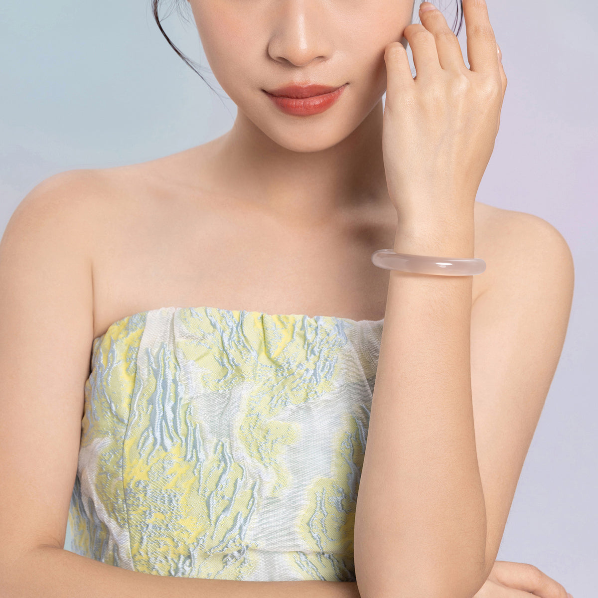 ZHOU LIU FU Chalcedony Jade Bangle Bracelets for Women - Handmade Chalcedony Healing Gemstone Bracelet Bangles for Protection Good Luck J1013562