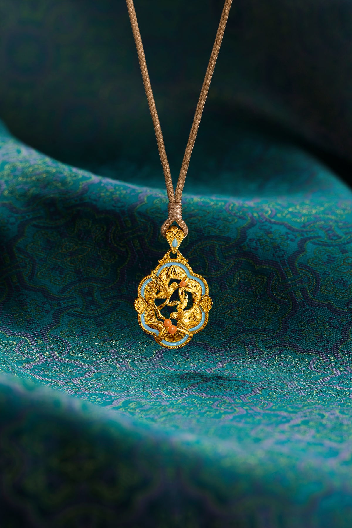 "Chinese Culture Collection - Song Brocade" 24K Gold Pendant Necklace Magpie 13.12-15.12g A0423513