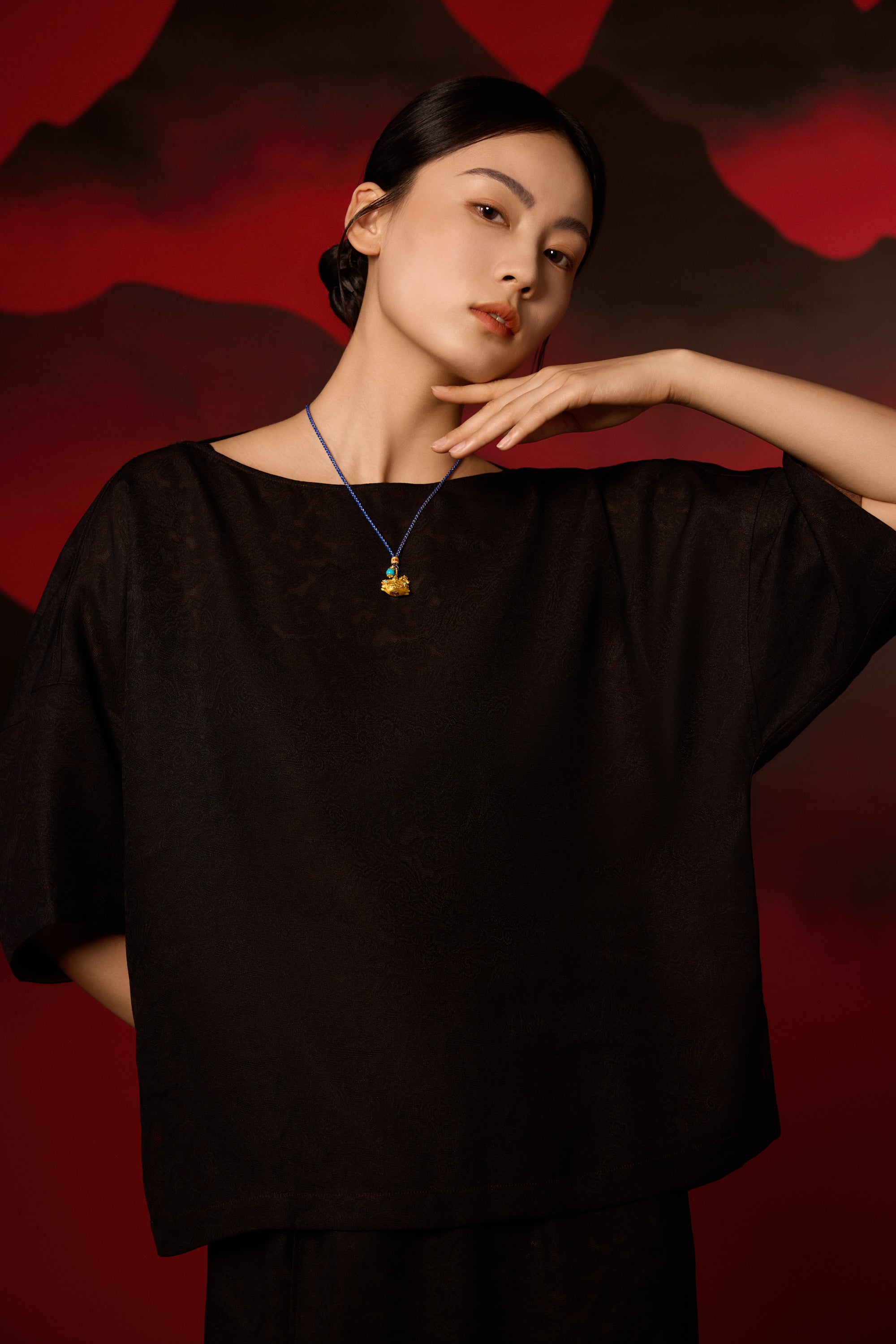 "Chinese Culture Collection - Dan Qing" 24K Gold Pendant Braided Rope Diamond 0.0024ct Turquoise 5.8-6.3mm   Horse 15-18g W0436252