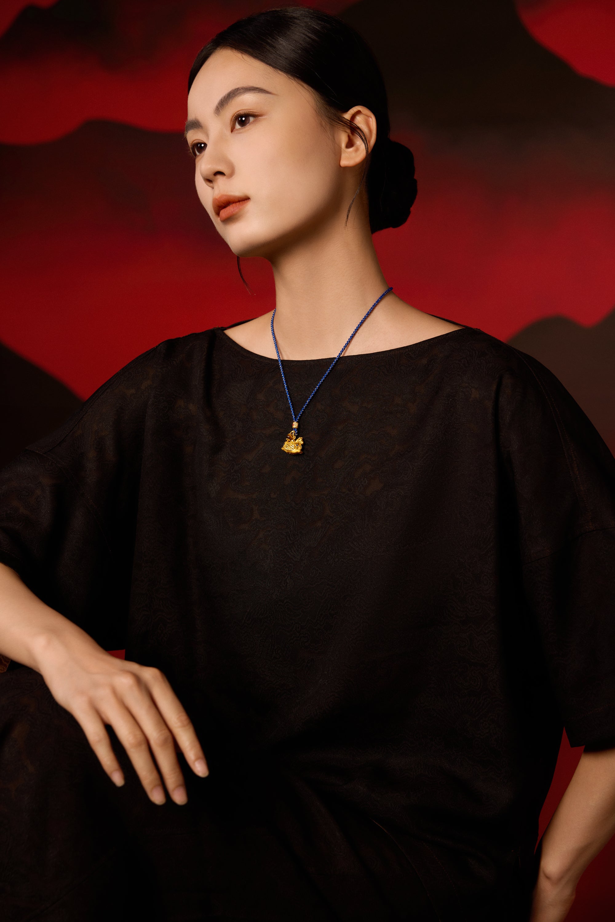 "Chinese Culture Collection - Dan Qing" 24K Gold Pendant Braided Rope Diamond 0.0024ct Tiger's-eye 6-6.5mm    Horse 14.5-17g W0436247