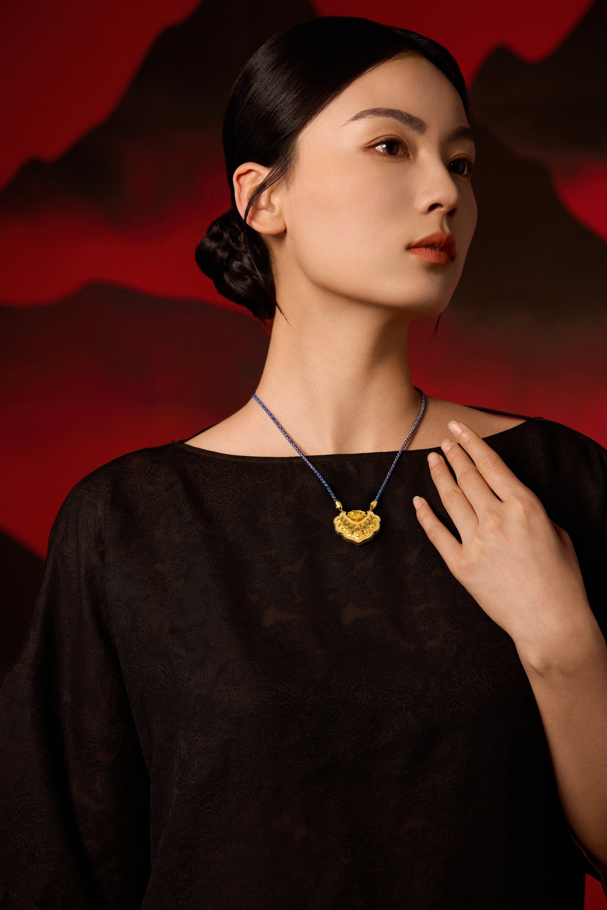 "Chinese Culture Collection - Dan Qing"999 24K Gold pendant 0.0038 ct 0.003ct Ruyi 32-37g W0449938