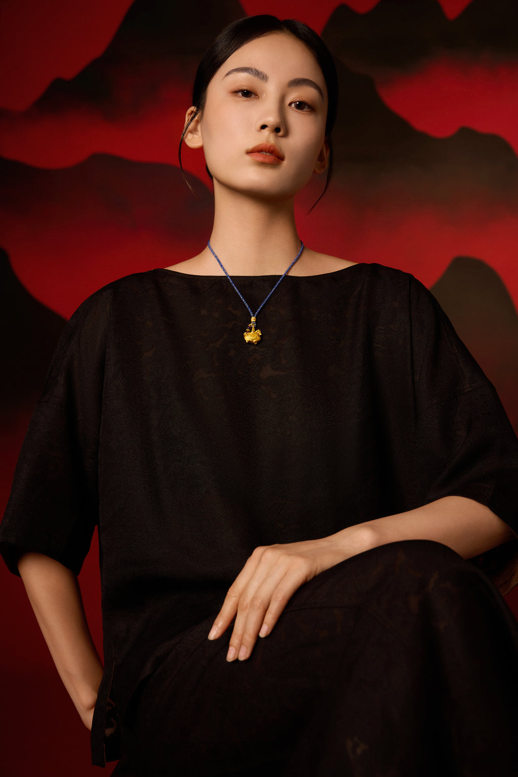 "Chinese Culture Collection - Dan Qing" 24K Gold Pendant Braided Rope Diamond 0.0024ct Agate 6-6.5mm Horse 15-17.5g W0436268