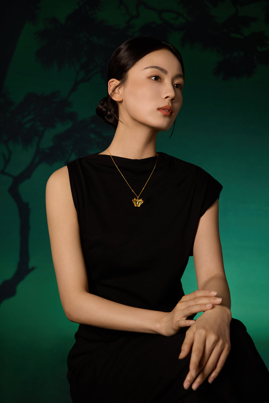"Chinese Culture Collection - Dan Qing" 24K Gold Pendant Necklace Diamond 0.0088ct Butterfly 12.2-15.2g W0647480