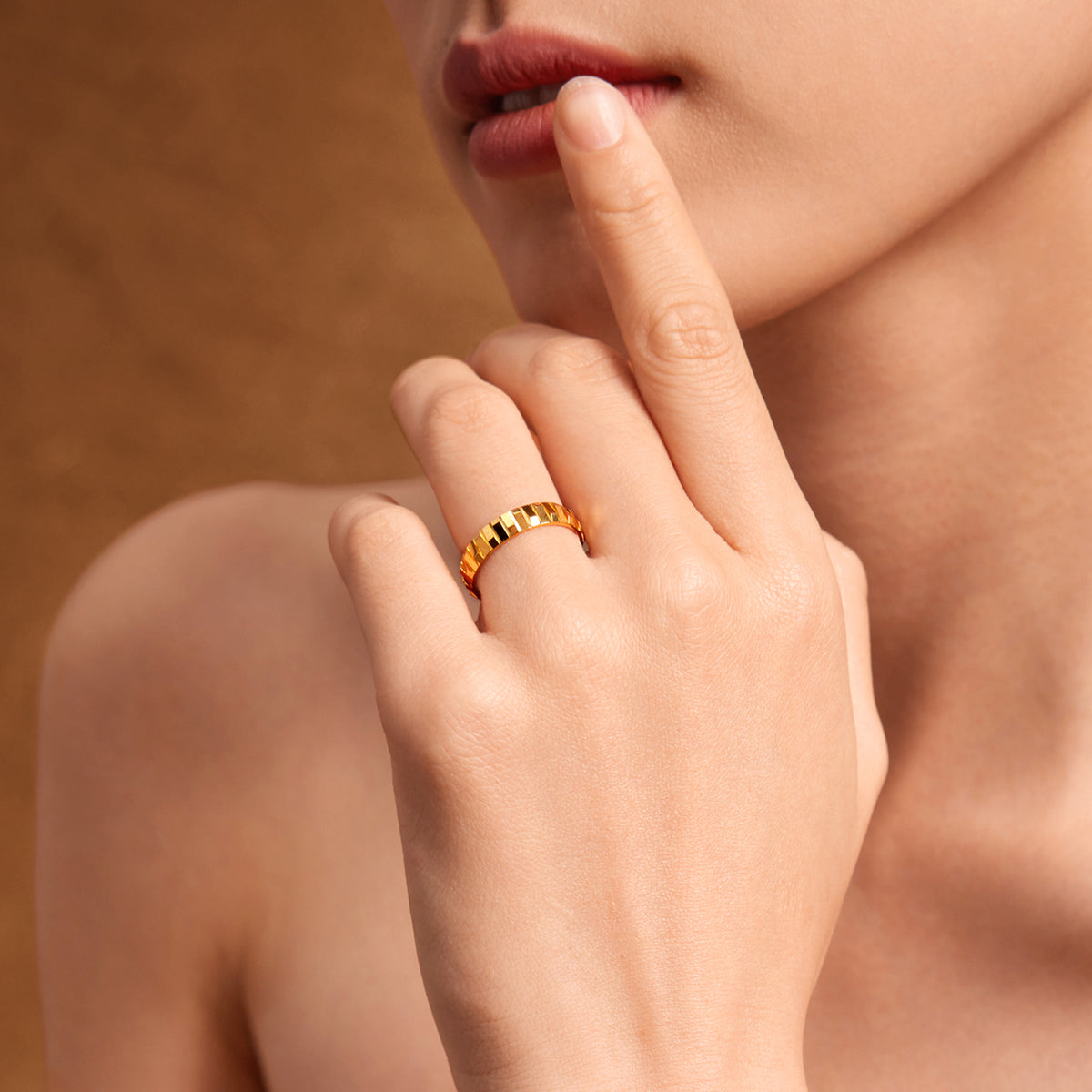 "Wah Kwong" 999 24K Gold Ring 6.5-7.5g A0115057