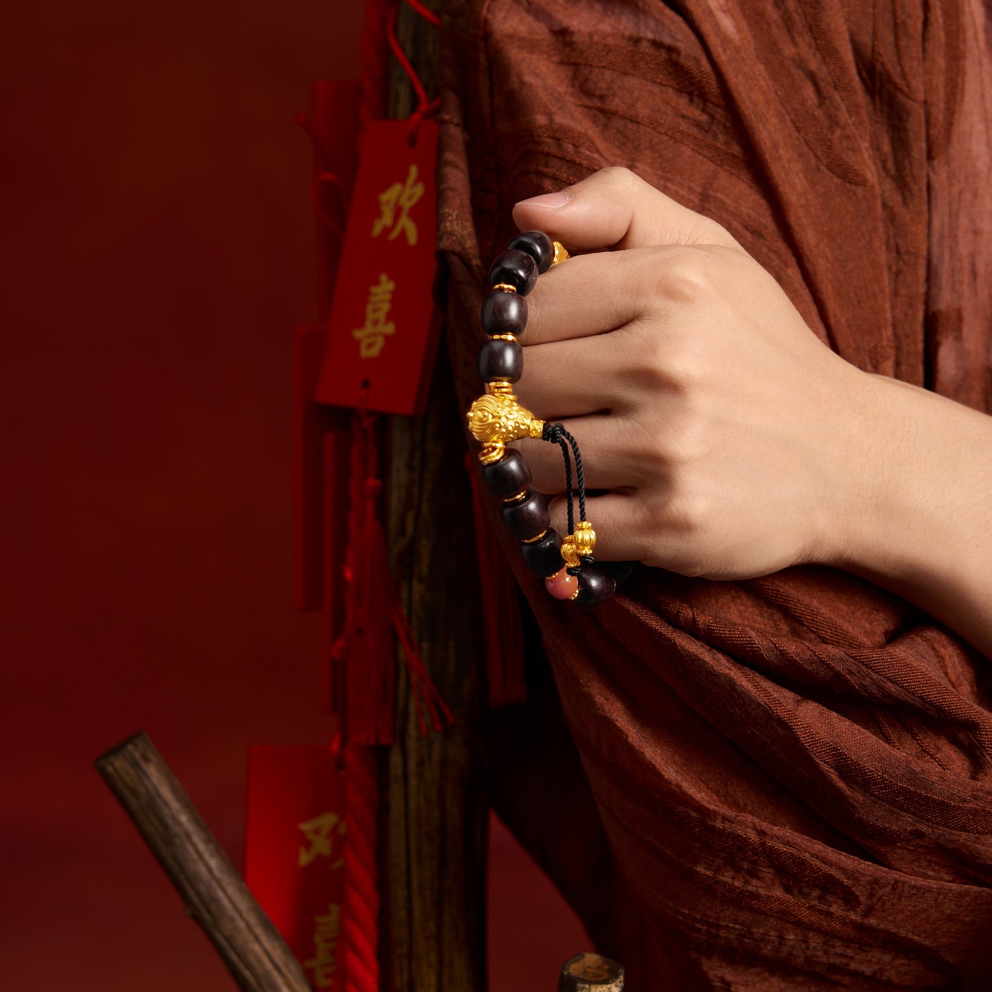 "Jiuhua Mountain" 24K Gold Beaded Bracelet Sandalwood Beads Agate Ksitigarbha's Implements A1915332