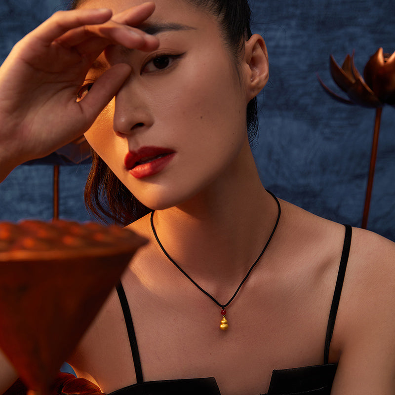 'Antiquity Gold' 999.9 24K Gold Pendant Necklace Gourd 0.5-0.8g AD047712