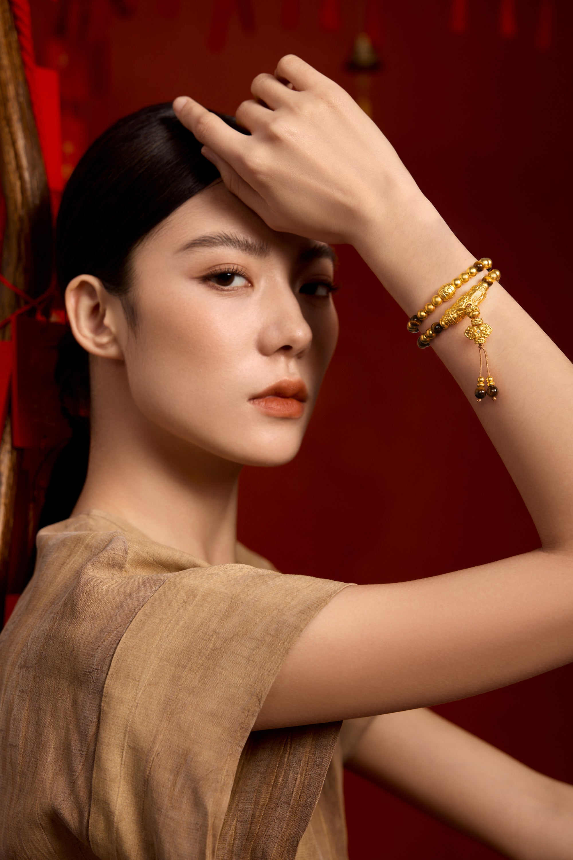 "Jiuhua Mountain" 24K Gold String Bracelet Wood Transformation Stone Engraved Ruyi Tassel 6-6.5mm 35cm A1936212