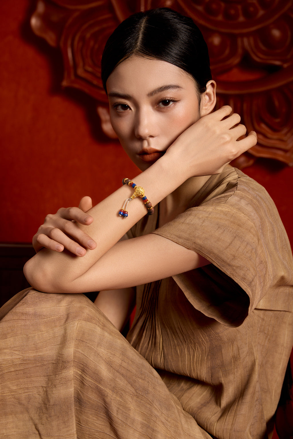 "Jiuhua Mountain" 24K Gold String Bracelet Wood Lapis Lazuli Buddha Tassel 10-10.5mm 18cm A1935608