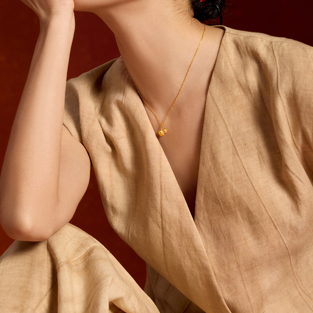 "Jiuhua Mountain" 24K Gold Pendant Gourd A0415257