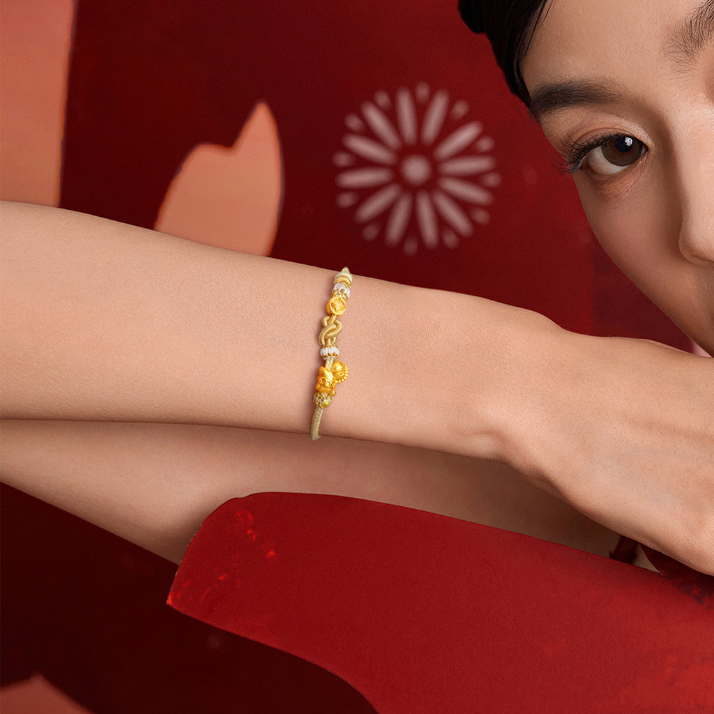 "Year of the Horse"  24K Gold String Bracelet Horse Coin 0.7-0.9g 16cm-22cm A1715744