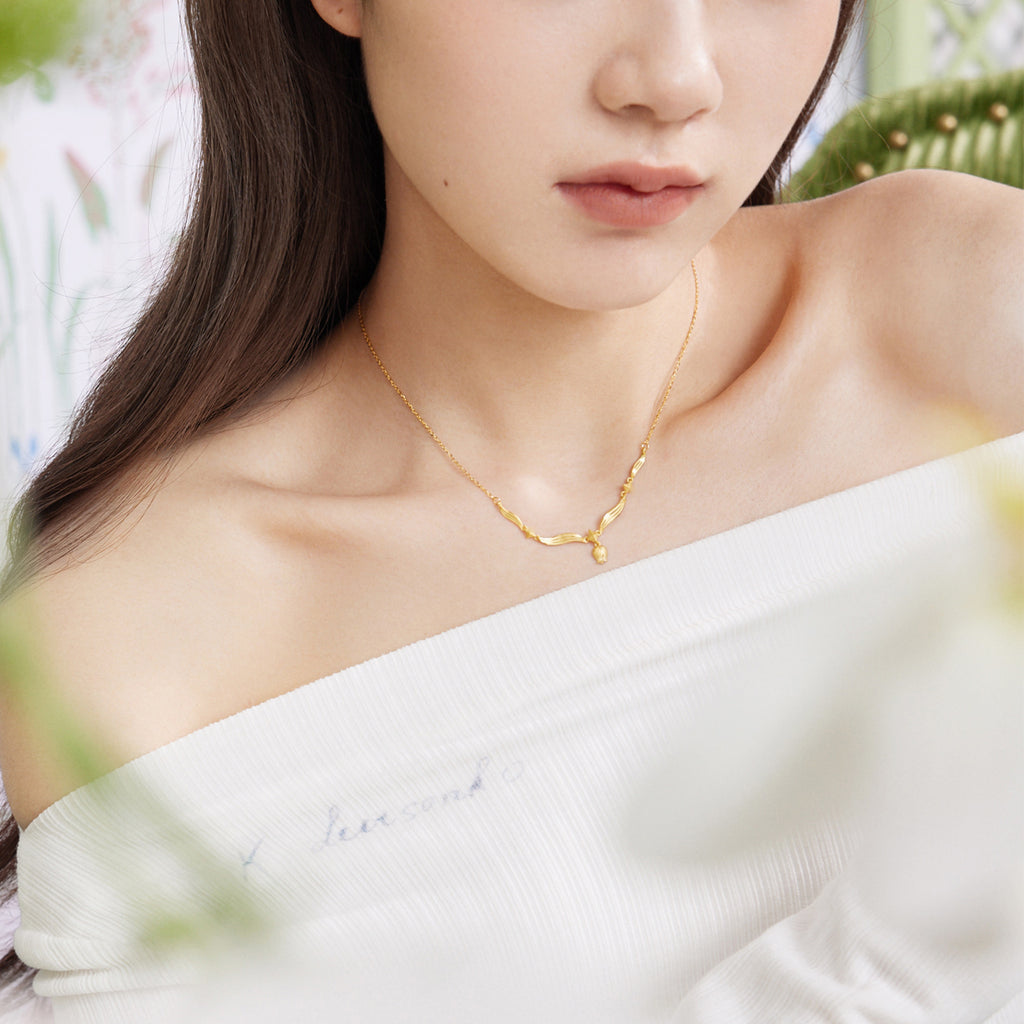 "Annie's Garden" 999 24K Gold Pendant Necklace Flower 3.6-4.2g A0613054