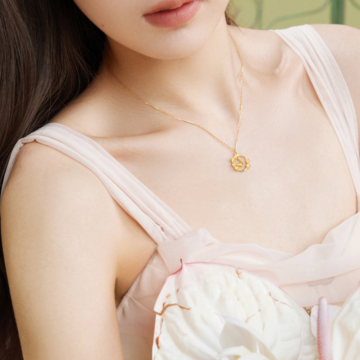 999 24K Gold Pendant Necklace Flower 3.7-4.2g A0613020
