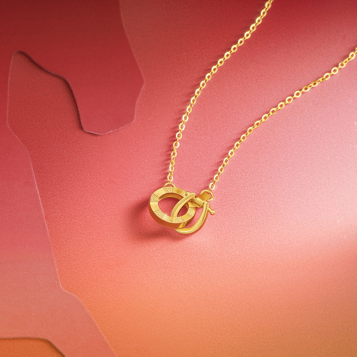 24K Gold Pendant Necklace Horseshoe 3.3-3.6g A0615540