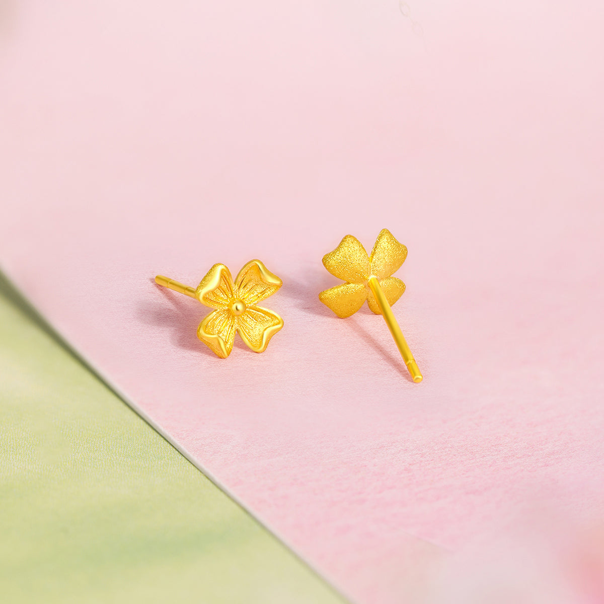 “Dream in the Garden” 24K Gold Earrings Flower 1.45-1.65g A0914965
