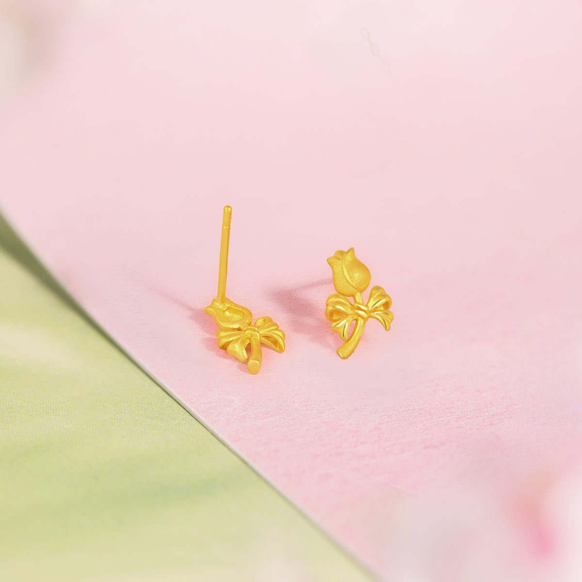 “Dream in the Garden” 24K Gold Earrings Flower 1.9-2.1g A0915129