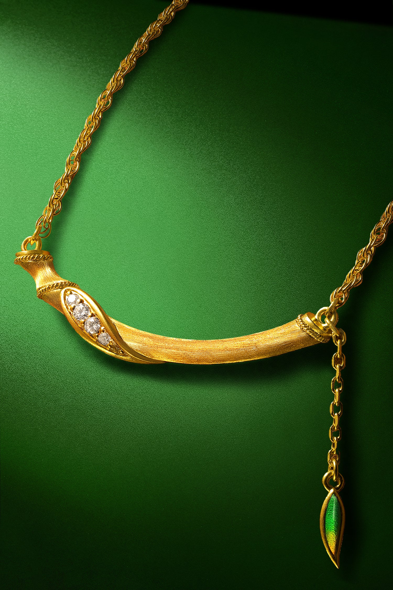 "Chinese Culture Collection - Dan Qing" 24K Gold Pendant Necklace Diamond 0.011ct Bamboo 7.3-9.3g W0636315