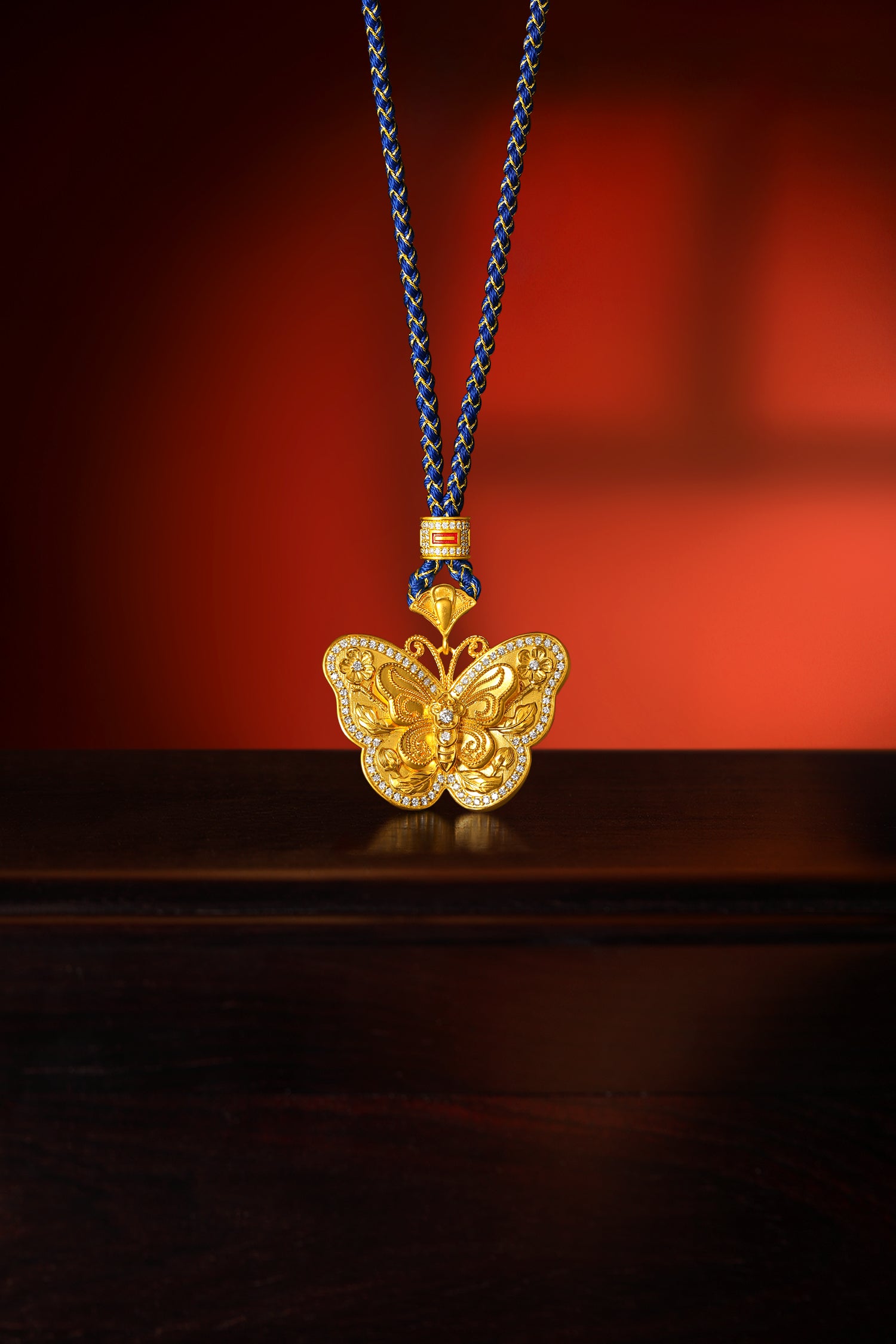 "Chinese Culture Collection - Dan Qing" 24K Gold Pendant Braided Rope Diamond 0.0031ct Butterfly 20.6-24.6g W0436731