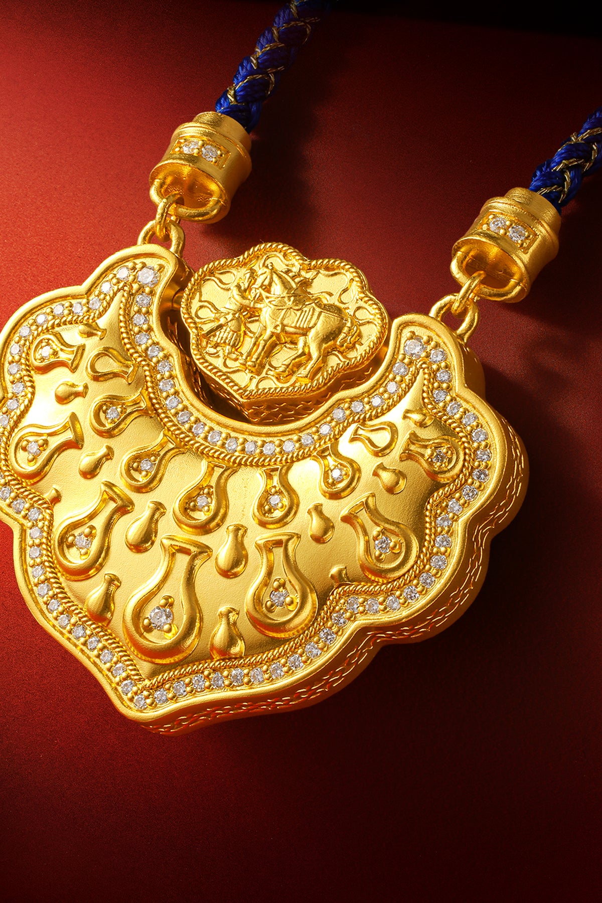 "Chinese Culture Collection - Dan Qing"999 24K Gold Pendant Diamond 0.0039ct 0.003ct Ruyi 32-37g W0449931