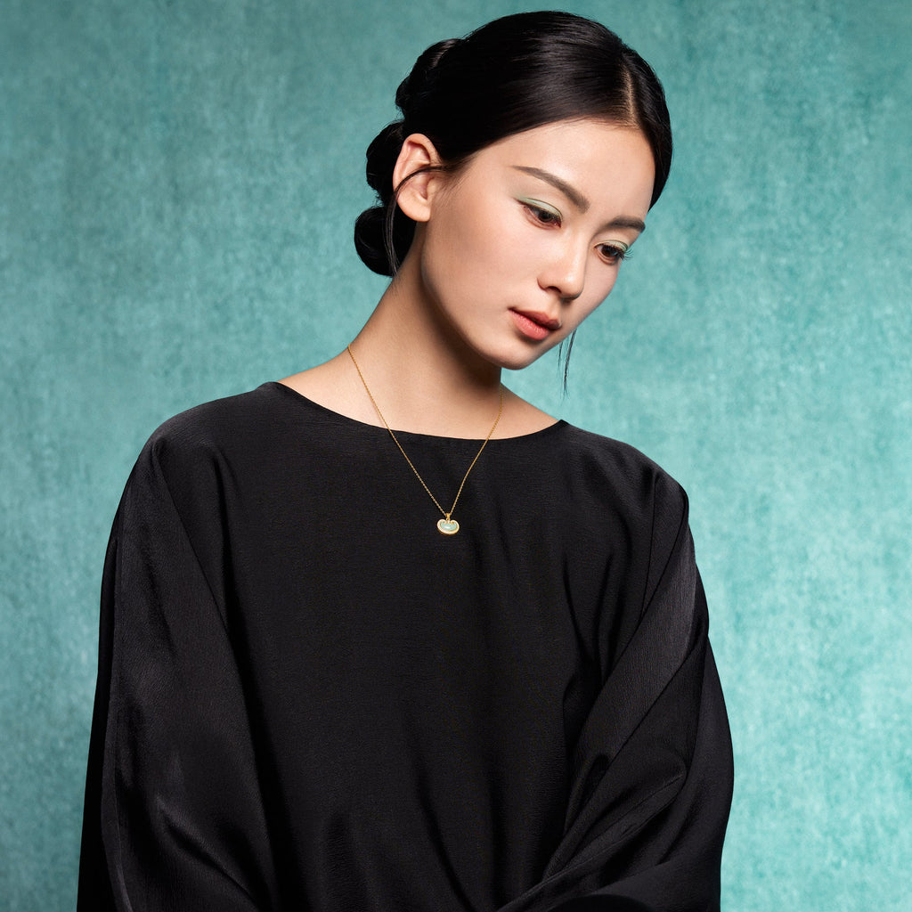 "Chinese Culture Collection - Ru Ware" 24K Gold Pendant Necklace Diamond 0.022ct 0.003ct Ruyi 4.99-6.99g W0648076