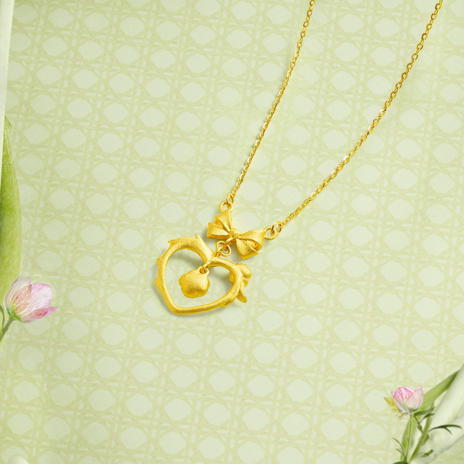 "Annie's Garden" 999 24K Gold Pendant Necklace Heart 5-5.4g A0613067