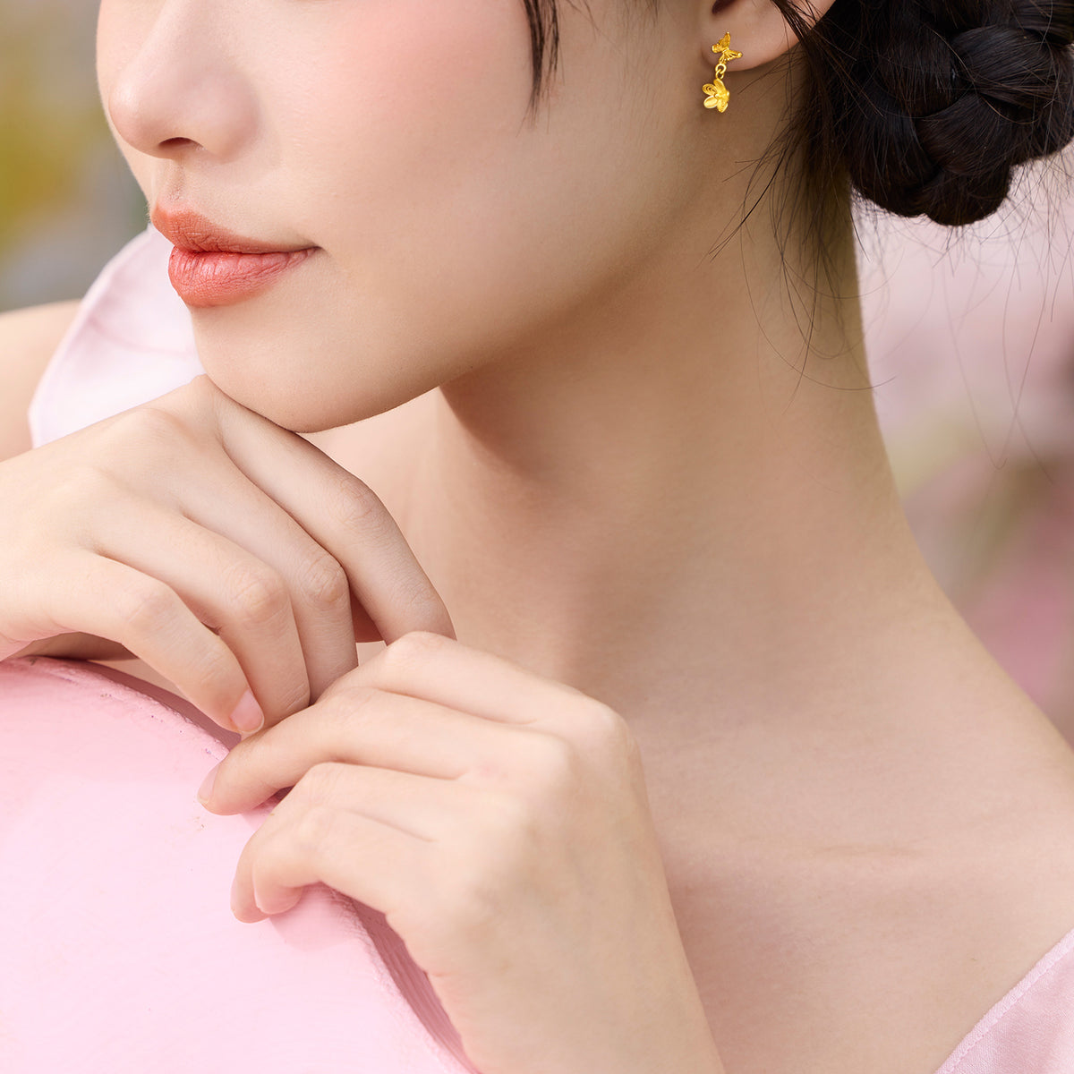 “Dream in the Garden” 999 24K Gold Earrings Flower 1.65-1.95g A0915068