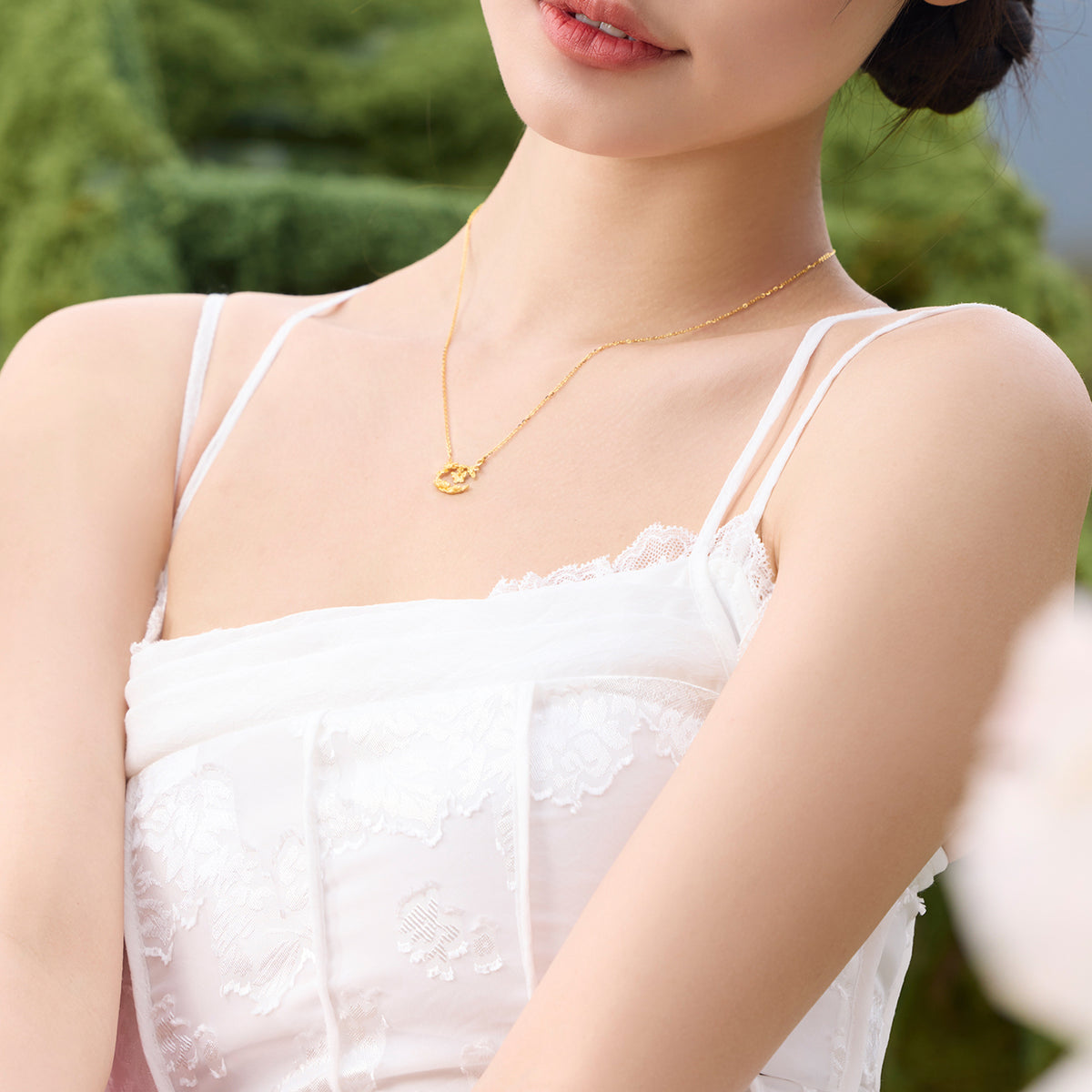 “Dream in the Garden” 999 24K Gold Pendant Necklace Flower 3.6-4g A0614924