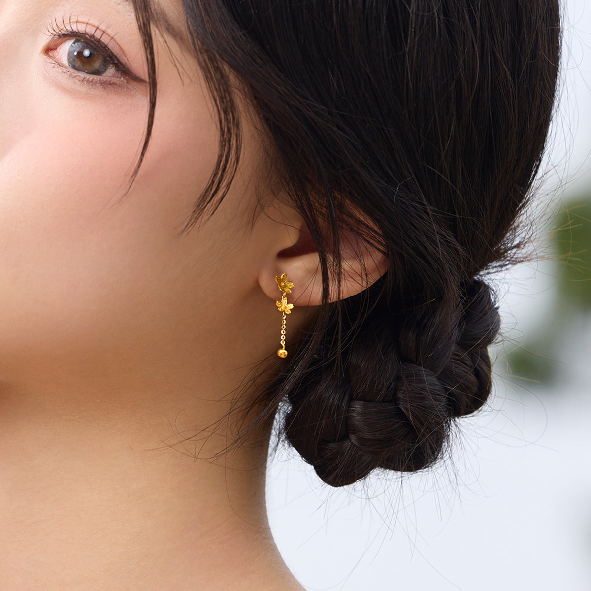 “Dream in the Garden” 24K Gold Earrings Flower 1.2-1.5g A0914959