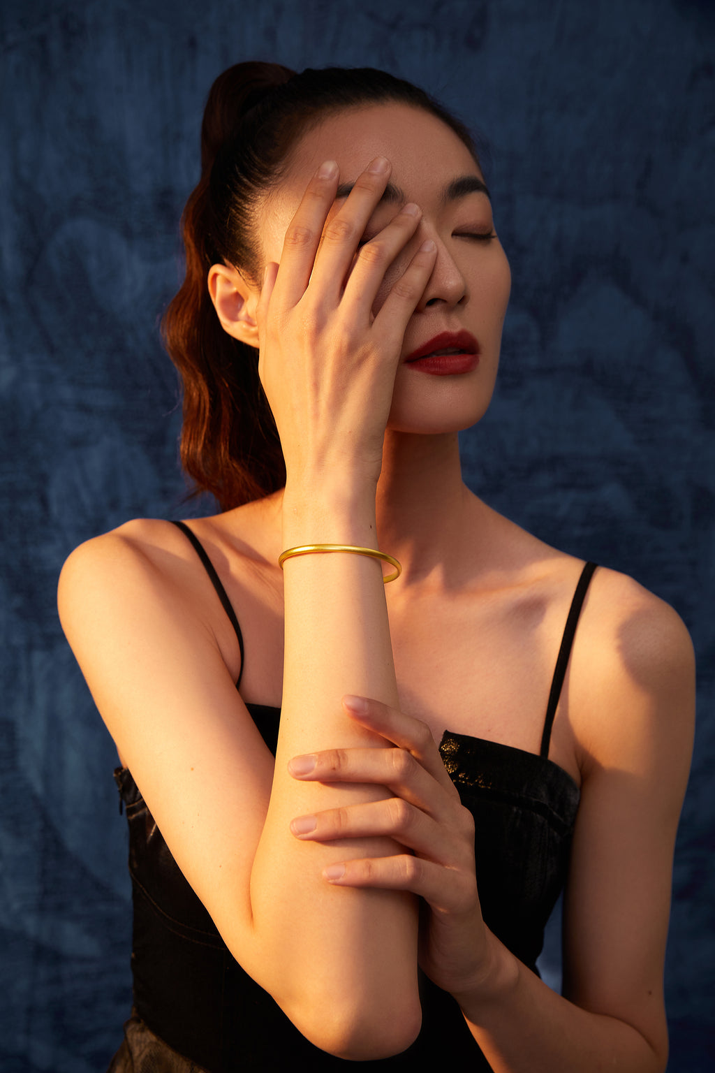 "Antiquity Gold" 999 24K Gold Bangle Bracelet 22-23g AA103610