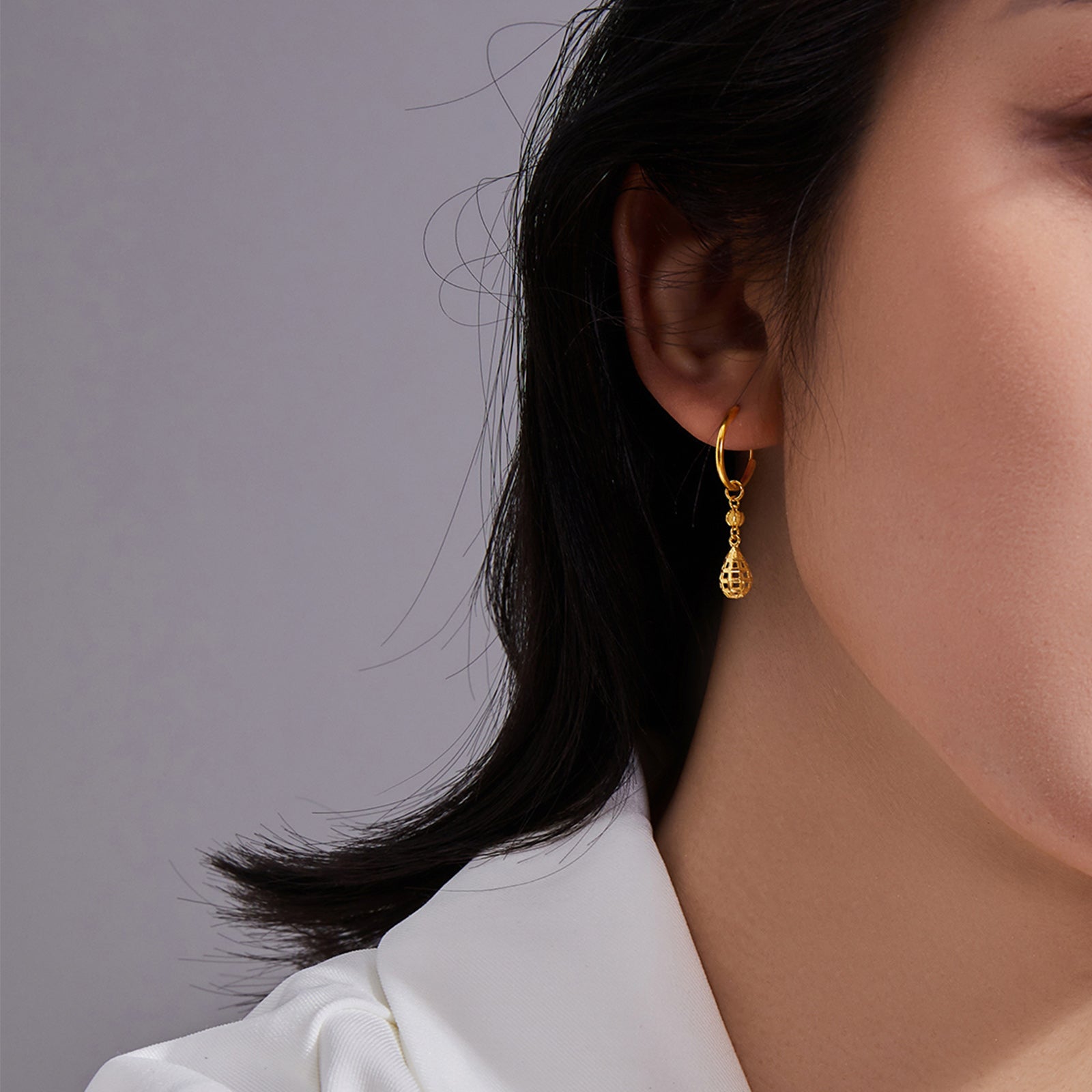 "infinite" 24K Gold Earrings 2.43-2.83g A099598