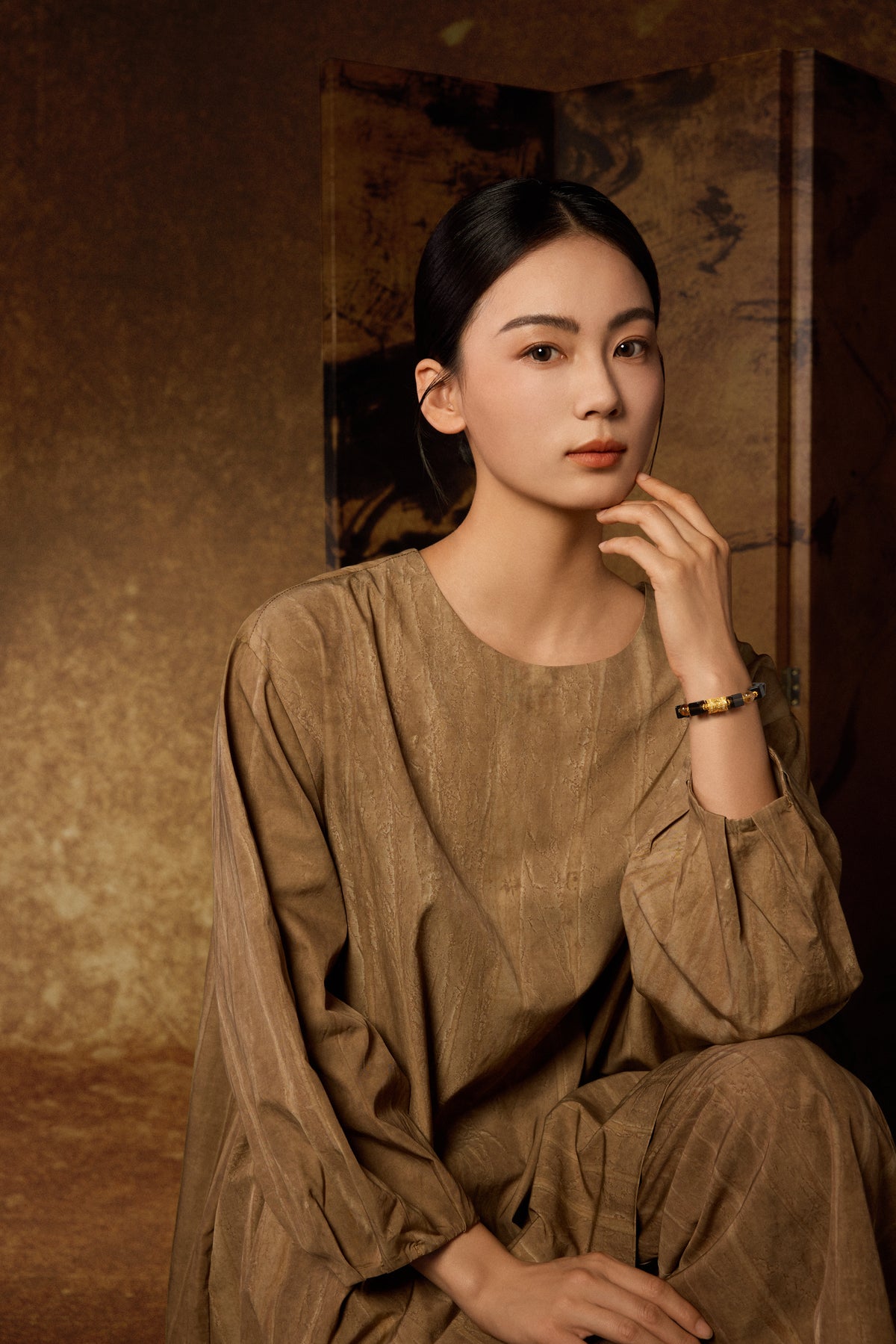 "Chinese Culture Collection - Dan Qing" 999 24K Gold Beaded Bracelet Crystal 8.4-8.9*8.3-8.8mm Diamond 0.005 Citrine 8.5-10.5g J1950068
