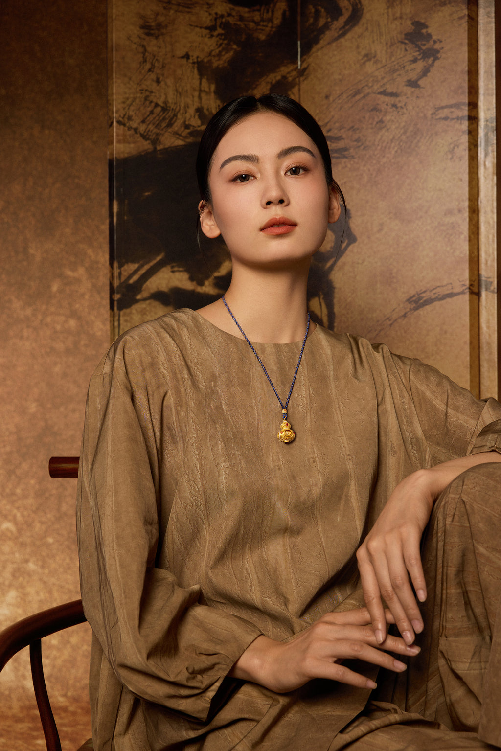 "Chinese Culture Collection - Dan Qing" 999 24K Gold  String Pendant Diamond 0.0045ct Gourd 31-36g W0450081