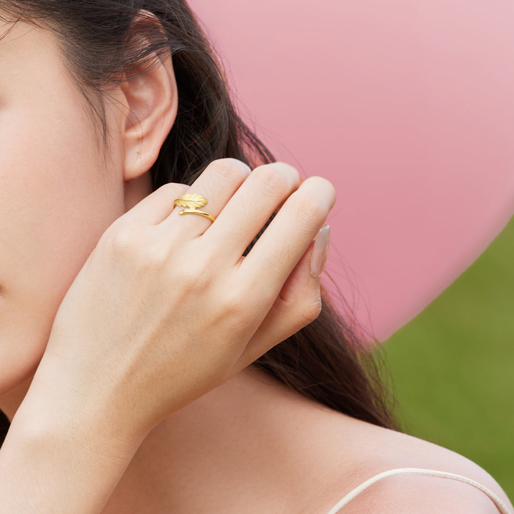 "Fugitive Princess" 999 24K Gold Ring Feather 2-3.4g A0112622