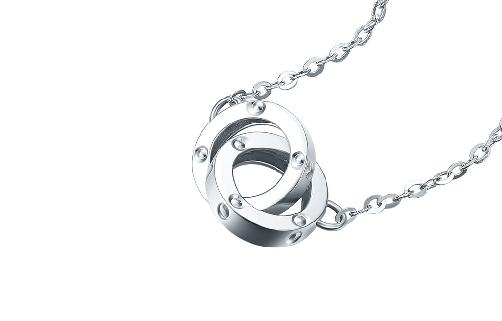   950 Platinum Pendant Necklace              Interlocking Circles 2.9-3.3g B068411
