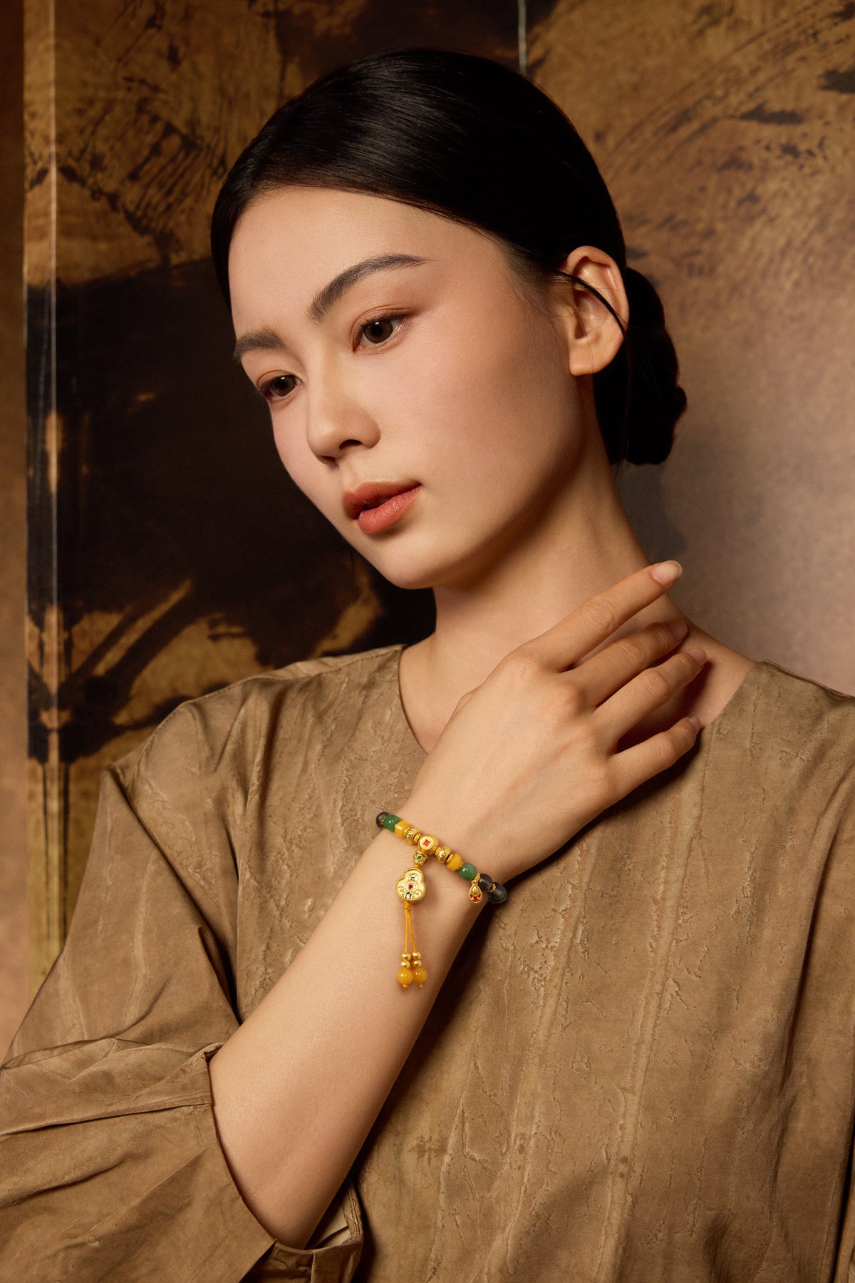 "Chinese Culture Collection - Dan Qing" 999 24K Gold Beaded Bracelet Crystal 7-7.5*6.1-6.6mm Ruby 0.013ct Hetian Jade 6.5-7.0*3.5-4mm Gourd 7.2-10.2g J1950065