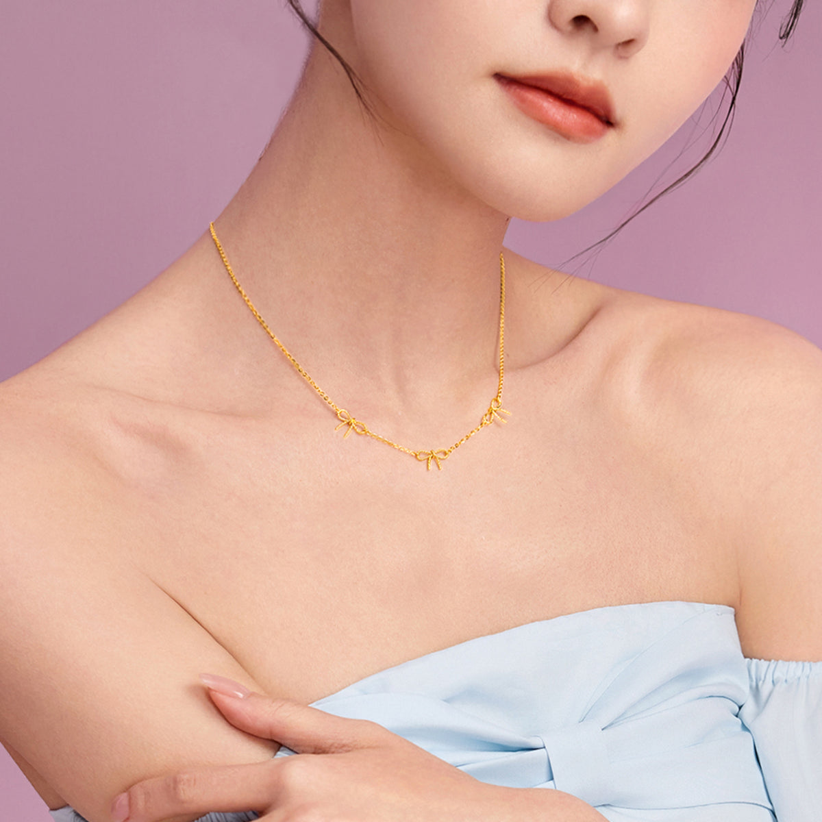 "Girl's Worries" 24K Gold Pendant Necklace Bow 3.16-3.56g A0615486