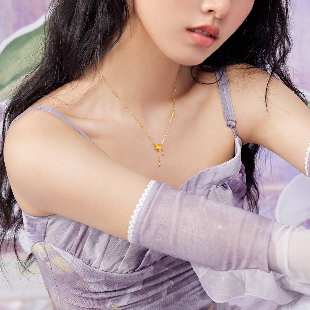 "Fantasy Forest" 999 24K Gold Pendant Necklace Flower 4.1-4.4g A0613874