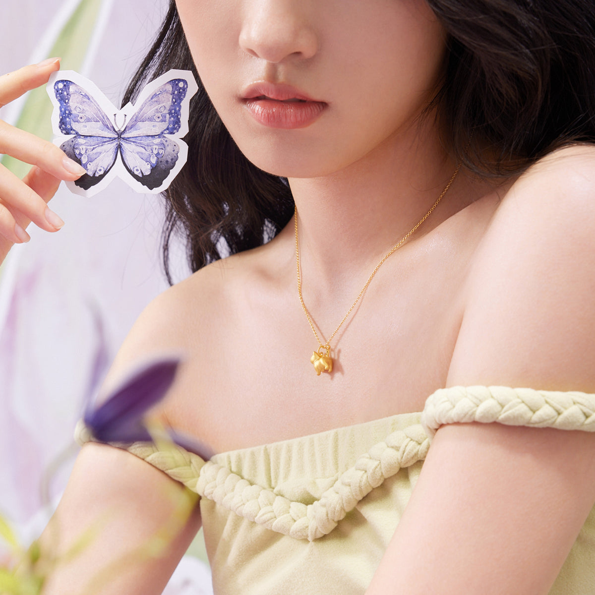 "Fantasy Forest" 24K Gold Pendant            Cat 1-1.3g A0413812