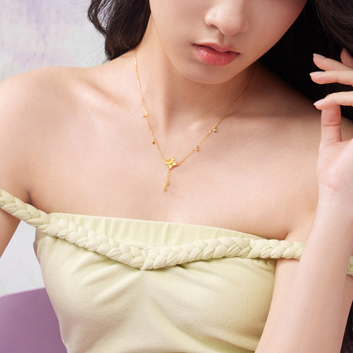 "Fantasy Forest" 999 24K Gold Pendant Necklace Clover 4.4-4.7g A0613827