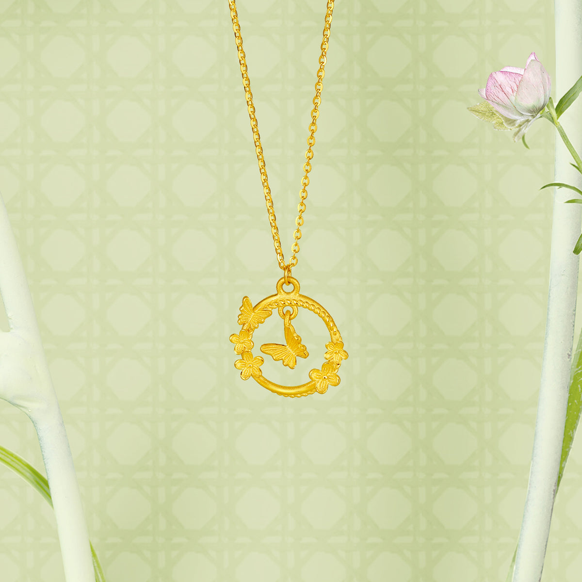 999 24K Gold Pendant Necklace Flower 3.7-4.2g A0613020