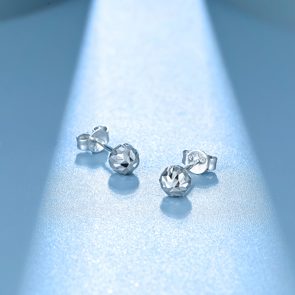 950 Platinum Earrings 1.4-1.7g PT091327