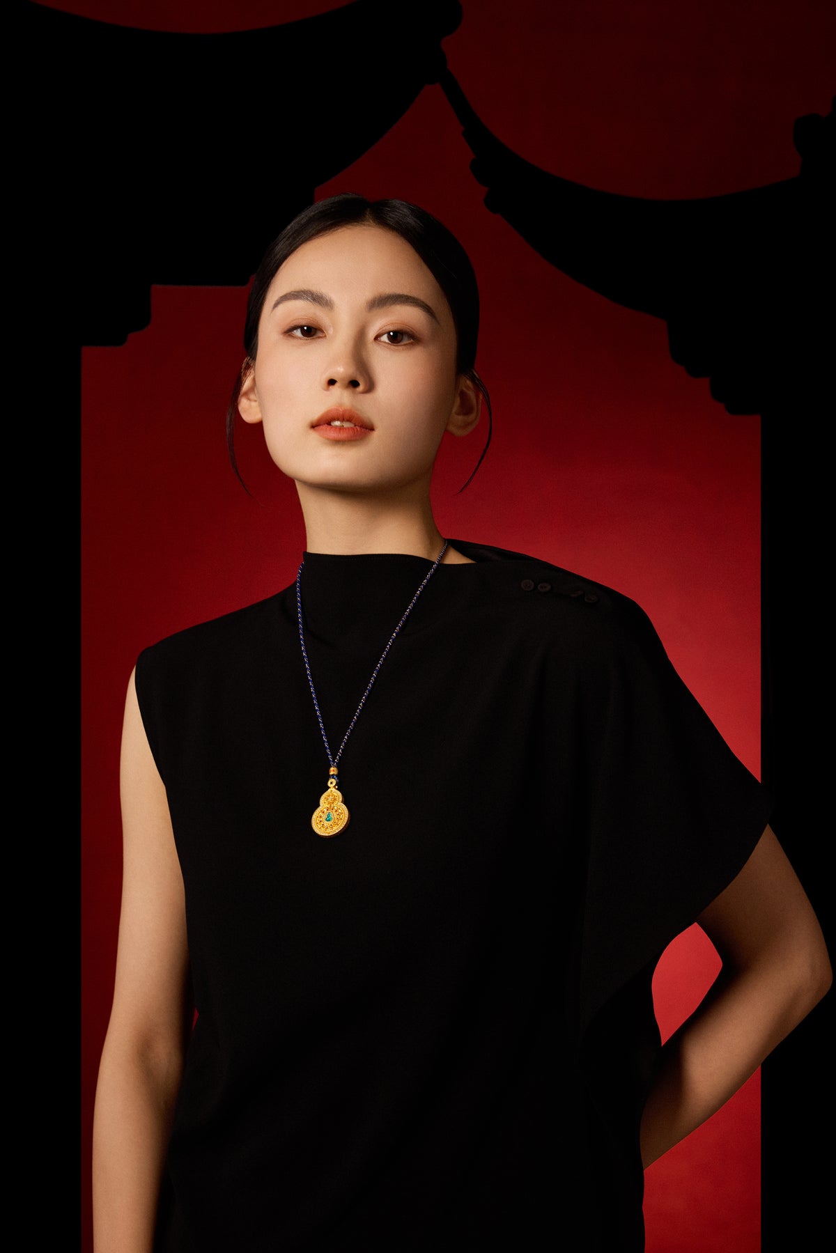 "Chinese Culture Collection - Dan Qing" 999 24K Gold  String Pendant Diamond 0.006ct Ruby 0.0081ct 40-46g W0450079