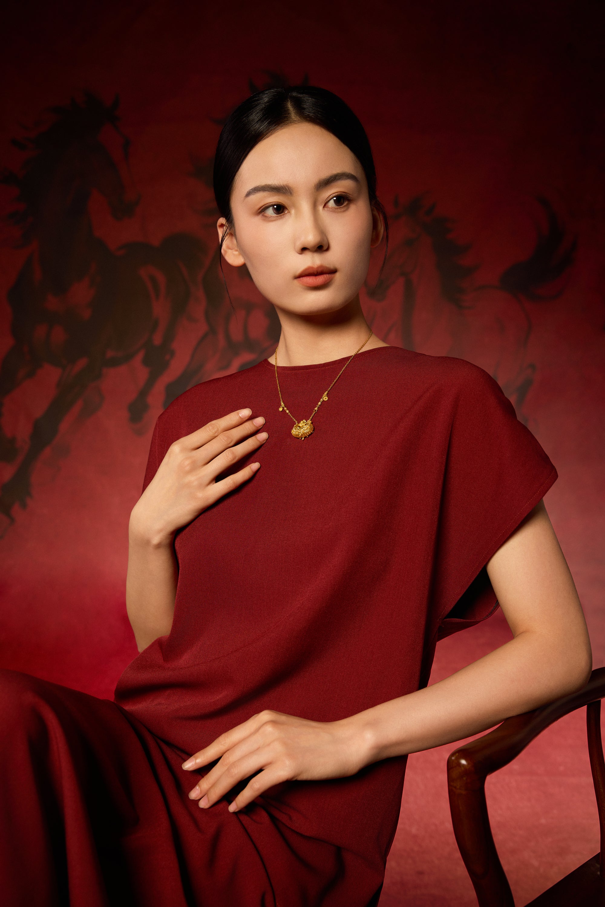 "Chinese Culture Collection - Dan Qing" 24K Gold Pendant Necklace Diamond 0.0029ct Ruyi 26-30g W0640503