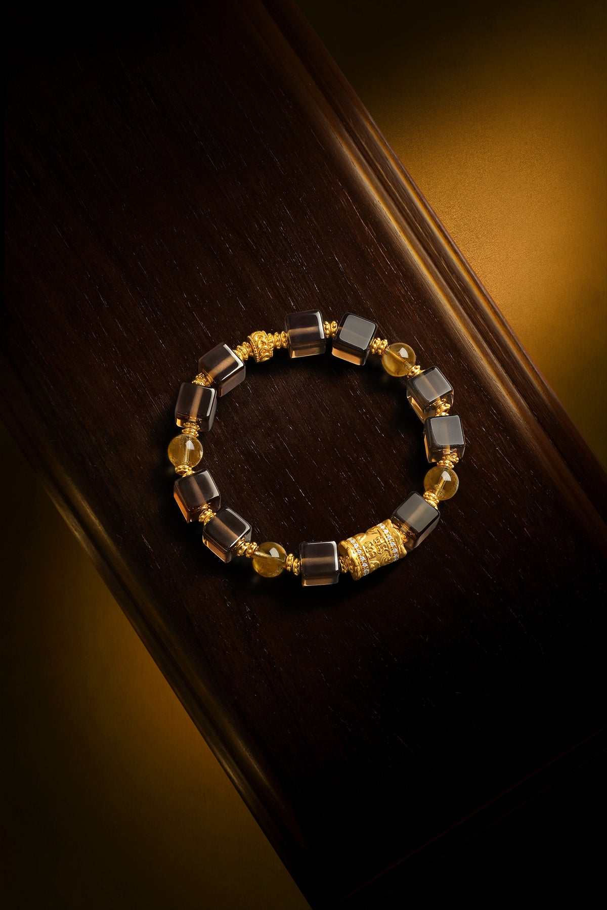 "Chinese Culture Collection - Dan Qing" 999 24K Gold Beaded Bracelet Crystal 8.4-8.9*8.3-8.8mm Diamond 0.005 Citrine 8.5-10.5g J1950068