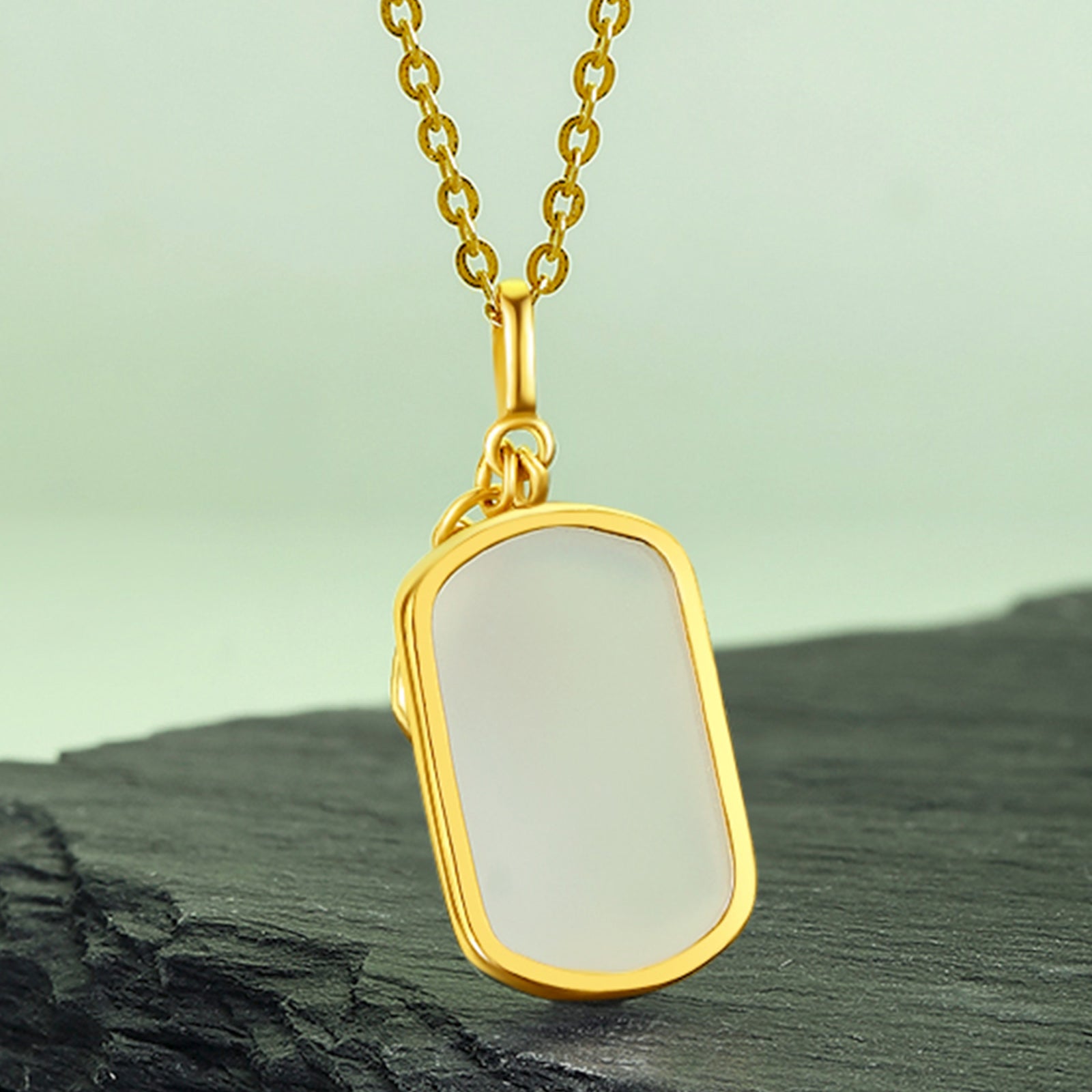 999.9 24K Gold Pendant Heitian Jade 0.8-1g Wu Shi Pai 无事牌 Y0411801