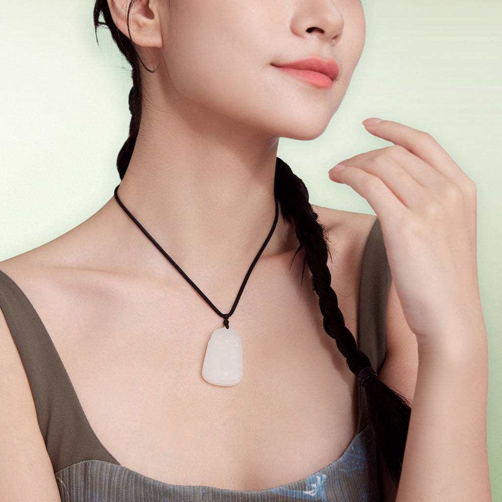 Pendant Hetian Jade Y0412327