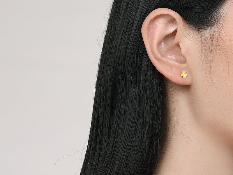 24K Gold Earrings Clover 0.61-0.81g AA096009