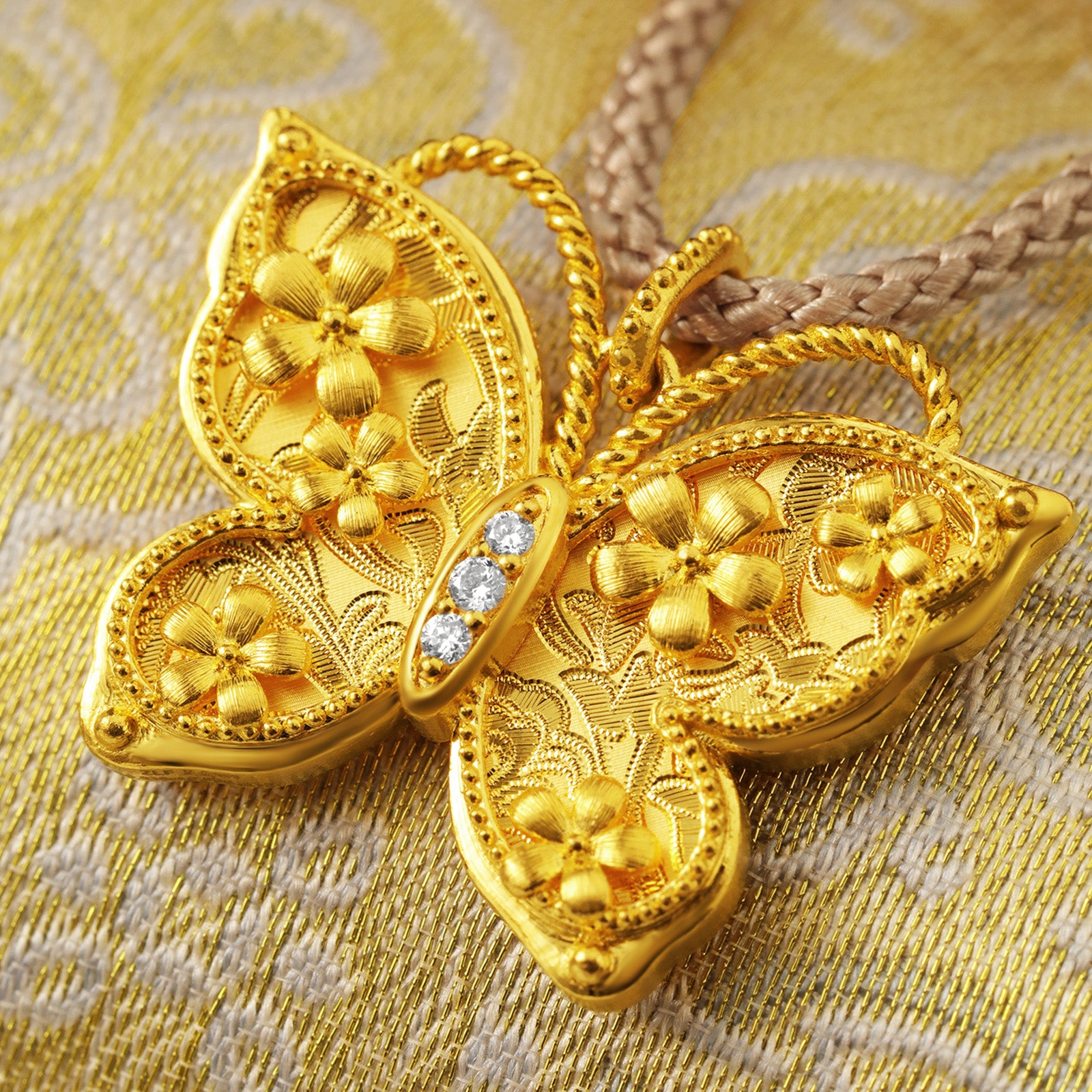 "Chinese Culture Collection - Song Brocade" 24K Gold Pendant Necklace Diamond Butterfly 6.6-8.6g W0423109