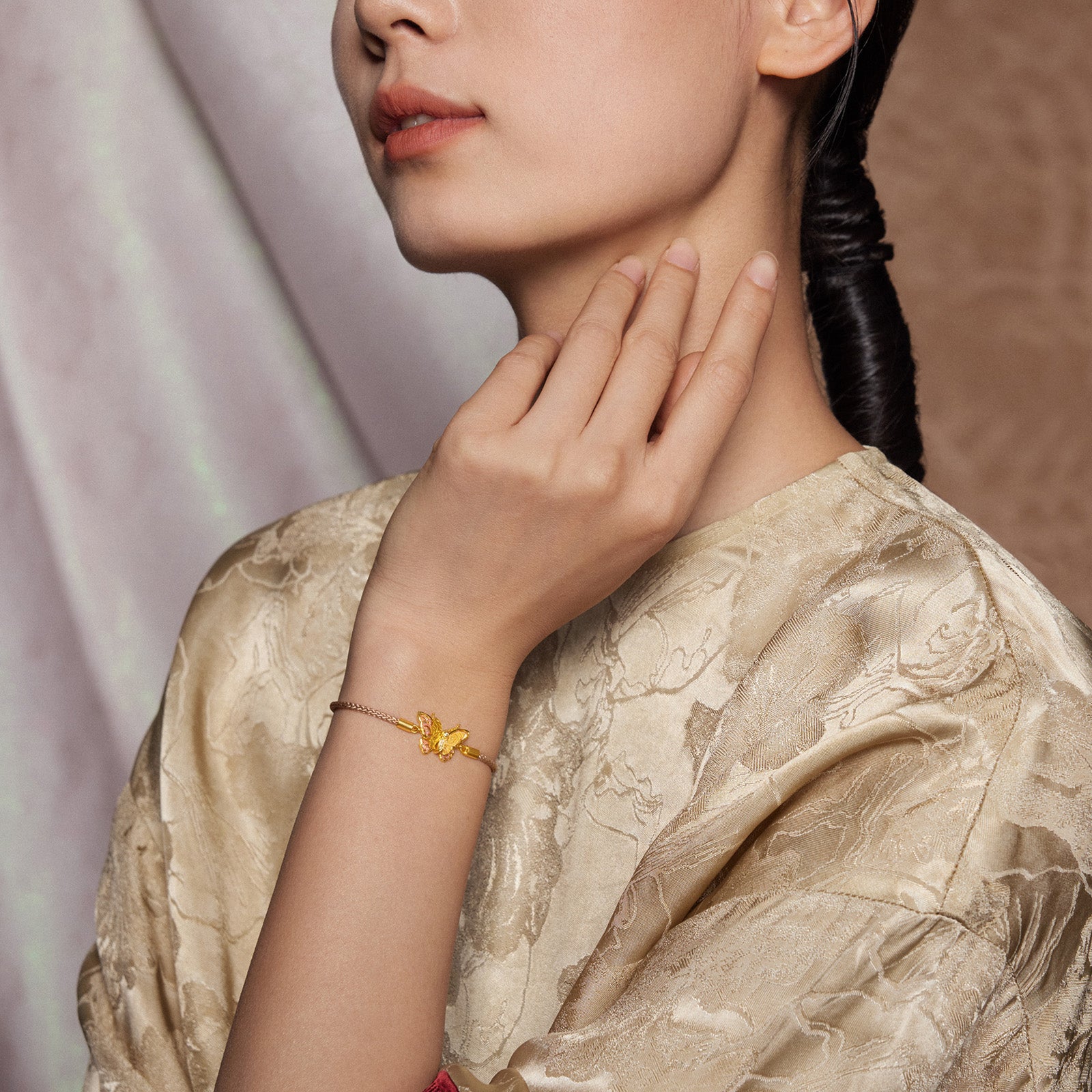 "Chinese Culture Collection - Song Brocade" 24K Gold String Bracelet Diamond Butterfly 4.6-6.6g W0723505