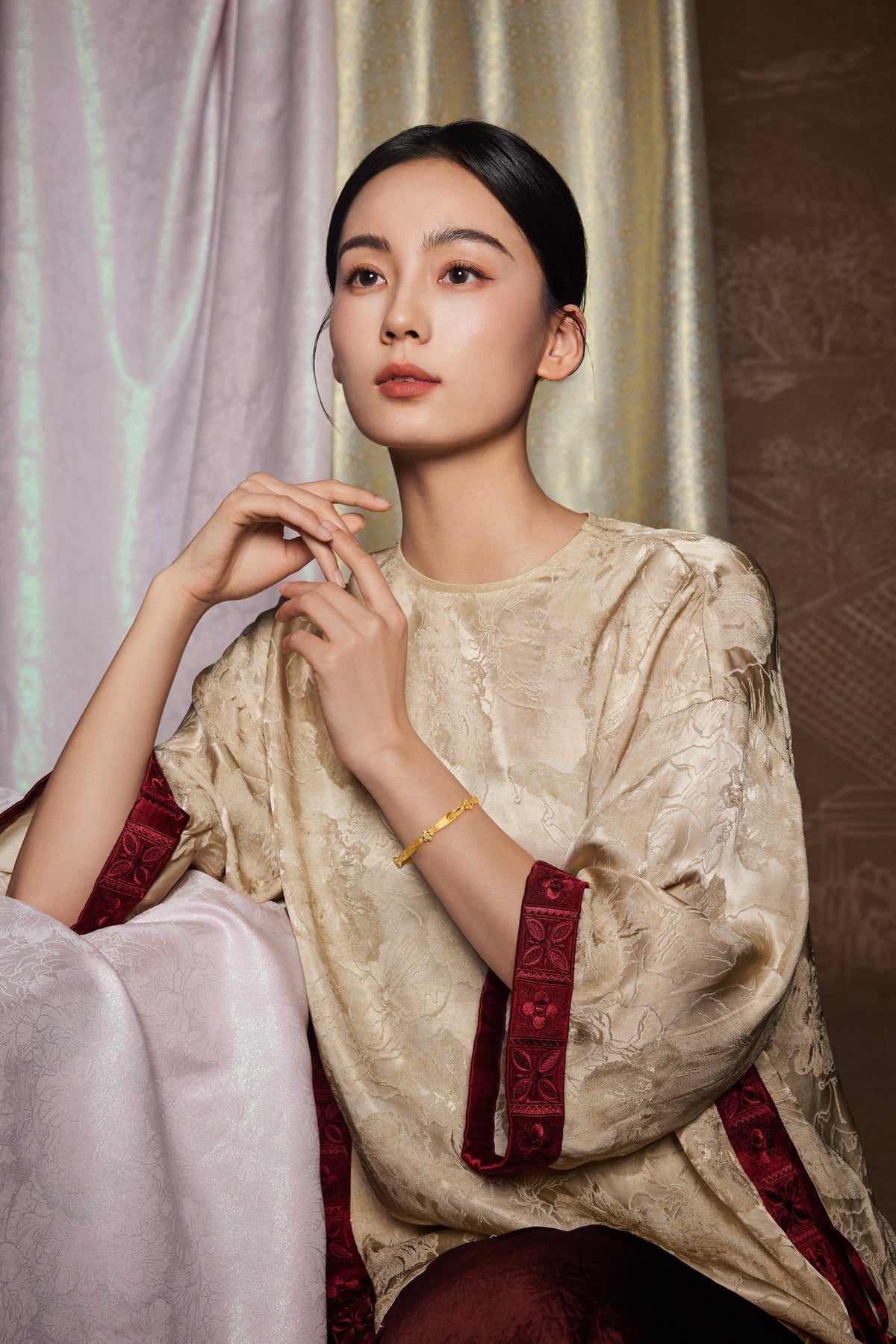 "Chinese Culture Collection-Song Brocade" 999 24K Gold Bangle Bracelet Diamond 0.0025ct 25.55-35.55g W1086879