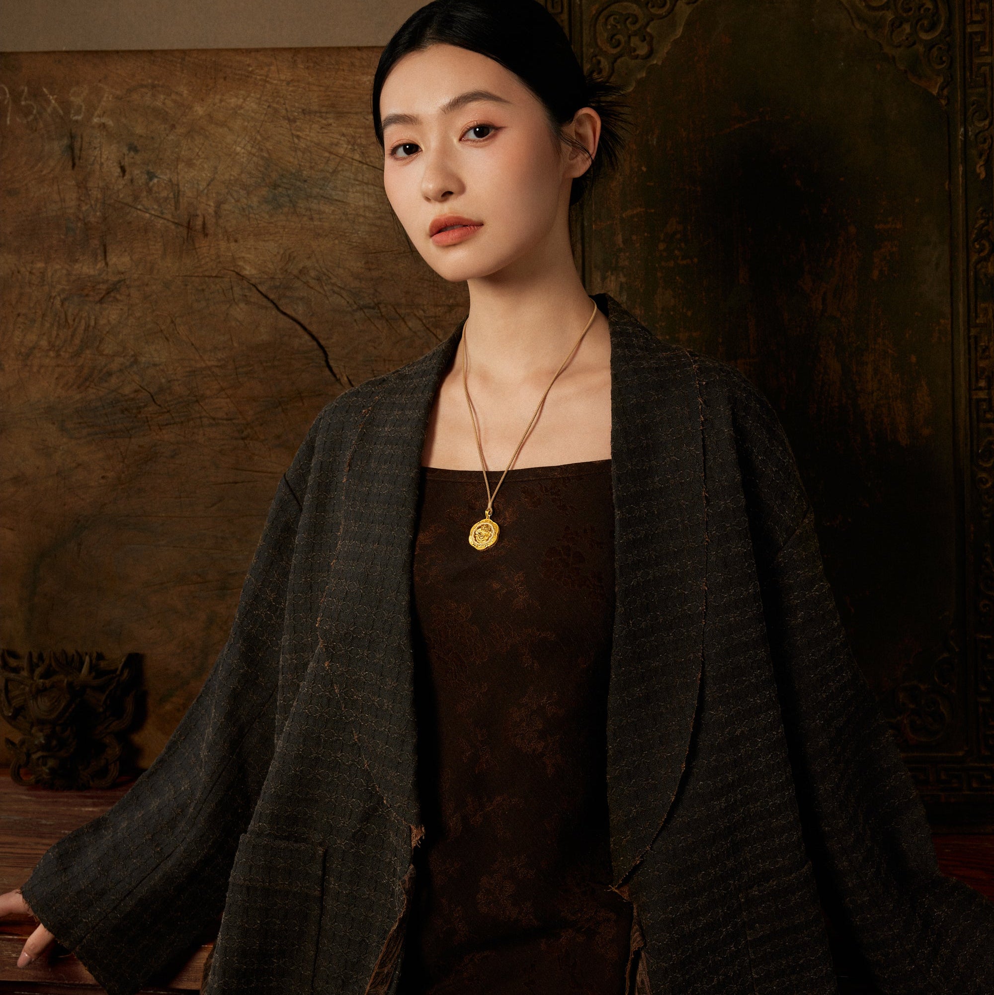 「中華文化典藏 - 木雕」24K 黃金墜飾 鑽石0.005克拉 12.96-15.36克 W0448492
